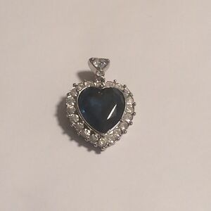 Elegant‎ Silver Heart Pendant with Blue Gemstone